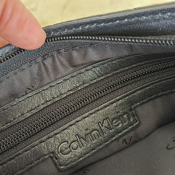 Calvin Klein Quilted Lambskin Leather Padlock & Chain Strap Mini Crossbody Bag - Picture 14 of 15